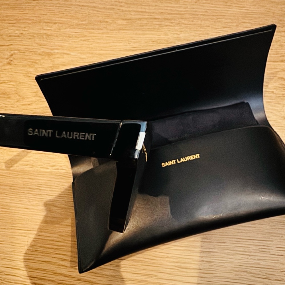 LIKE NEW! Saint Laurent Black Gloss Cat-Eye Sunglasses - Picture 3 of 5